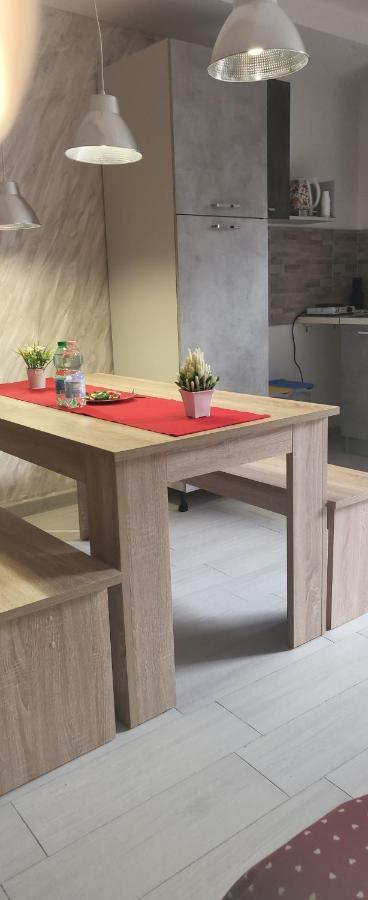 Holithªy Molª Bed & Breakfast Mola di Bari Eksteriør bilde
