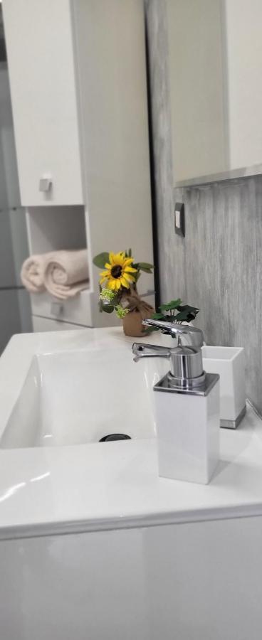 Holithªy Molª Bed & Breakfast Mola di Bari Eksteriør bilde