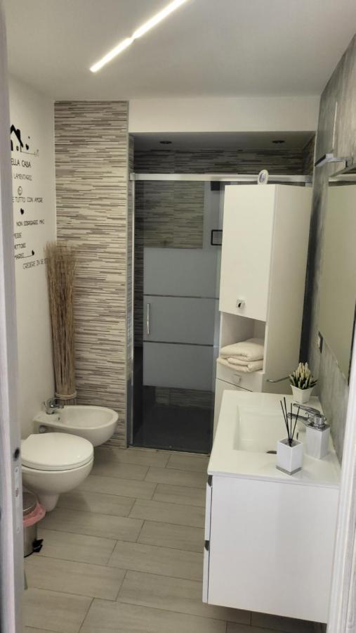Holithªy Molª Bed & Breakfast Mola di Bari Eksteriør bilde
